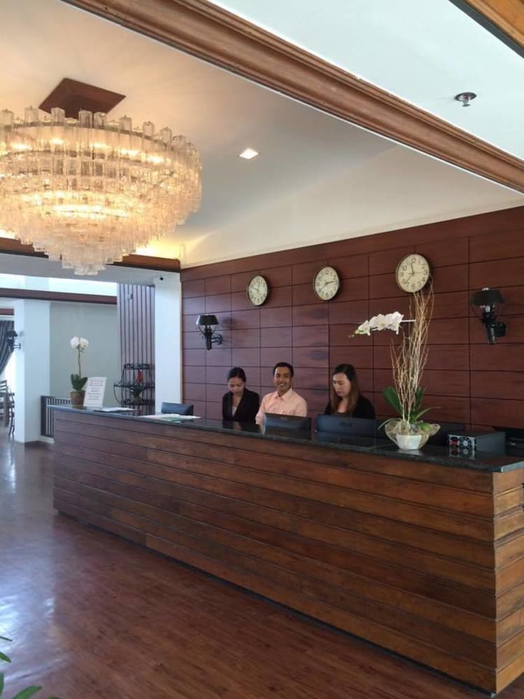Vista Real Hotel Tagaytay City Εξωτερικό φωτογραφία