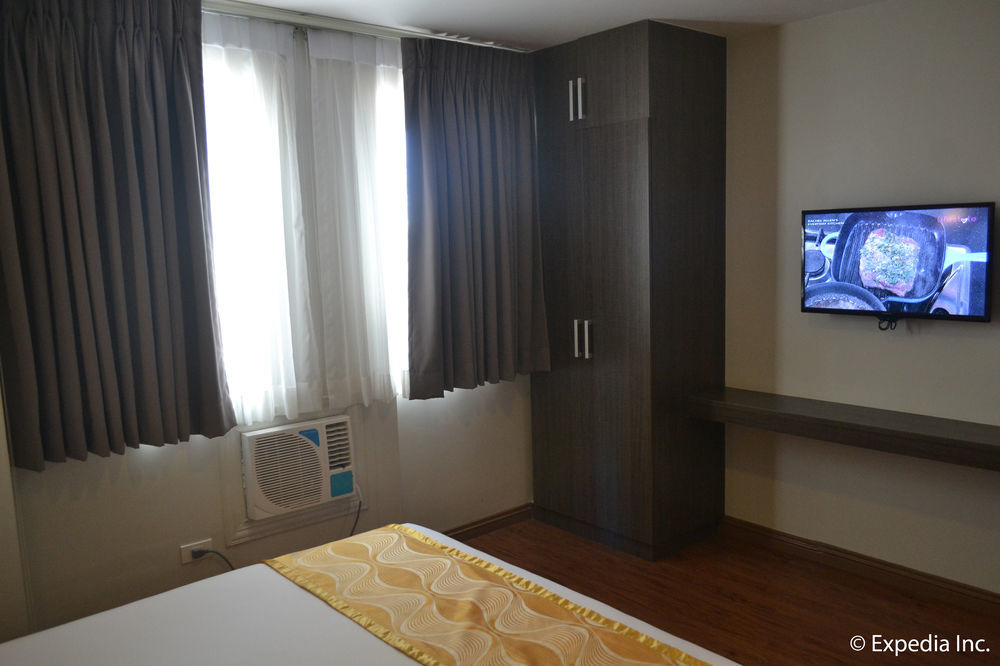 Vista Real Hotel Tagaytay City Εξωτερικό φωτογραφία